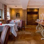 Relais & Chateaux Hardenberg Burghotel