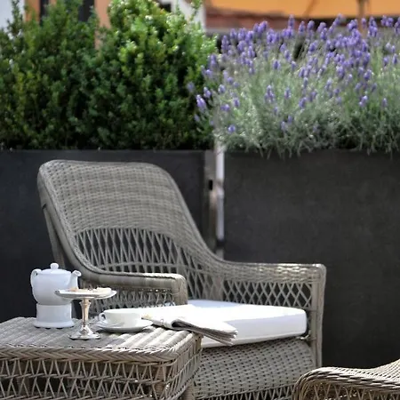 Relais & Chateaux Hardenberg Burghotel Отель