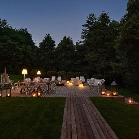 Relais & Chateaux Hardenberg Burghotel Нёртен-Харденберг