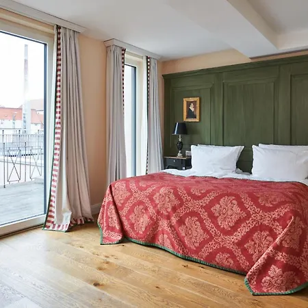 Relais & Chateaux Hardenberg Burghotel Hotel 4*