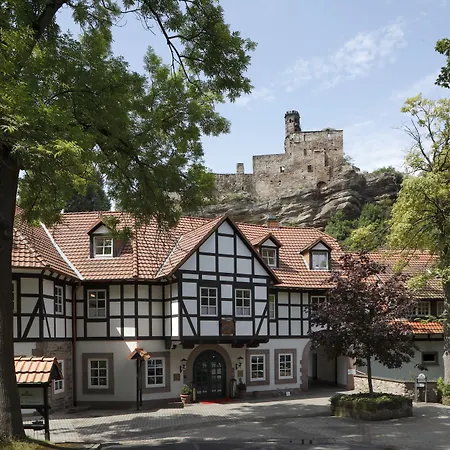 Relais & Chateaux Hardenberg Burghotel Отель 4*