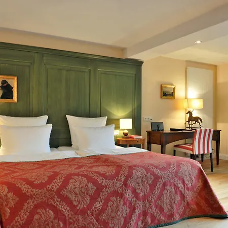 Relais & Chateaux Hardenberg Burghotel Отель