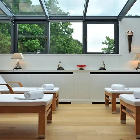 Отель Relais & Chateaux Hardenberg Burghotel Нёртен-Харденберг