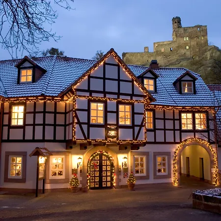 Relais & Chateaux Hardenberg Burghotel Отель 4*