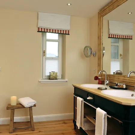 Relais & Chateaux Hardenberg Burghotel 4* Нёртен-Харденберг