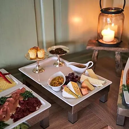 Relais & Chateaux Hardenberg Burghotel מלון 4*