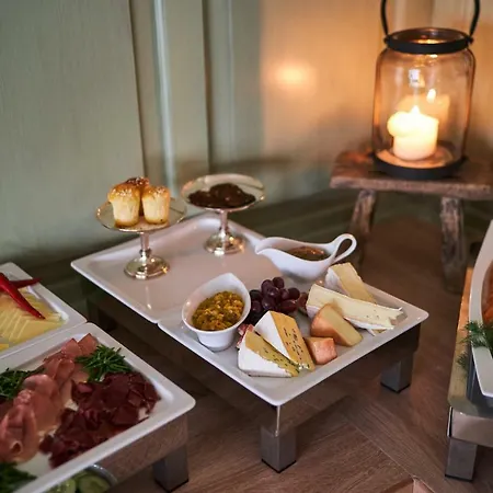 Relais & Chateaux Hardenberg Burghotel